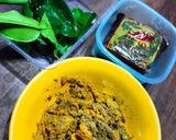 Foto langkah ke 1 dari resep Ayam Goreng Kremes.