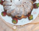 A picture of step 5 of Strawberry Cake with Almond Flour and Chocolate Chips.