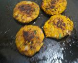 A picture of step 5 of Rajma tikki chaat.