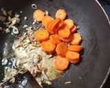 Foto langkah ke 2 dari resep Tumis sawi warnawarni.