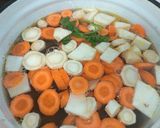 Húsleves japán csirkéből recept fázis 4 fotója