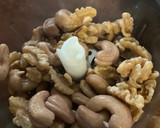 Foto del paso 2 de la receta: SALSA de NUECES, MORRON y CASTAÑAS DE CAJU