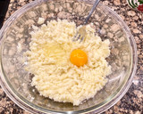 Foto del paso 3 de la receta: Pastel salado de patata, butifarra y mozzarella