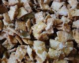 पाकाचे कडक शंकरपाळे (Pakache Kadak Shankarpale Recipe In Marathi) रेसिपी स्टेप 7 फोटो 