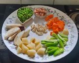 मसाले भात (masale bhaat recipe in marathi) रेसिपी स्टेप 1 फोटो 