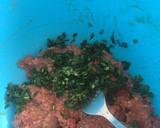 Foto del paso 1 de la receta: Espaguetis integrales con albóndigas en salsa
