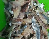 Foto langkah ke 1 dari resep Orak arik ikan asin pedo.