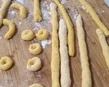 Foto del passaggio 2 della ricetta Zuccherini montanari o Bolognesi