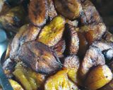 A picture of step 5 of Jollof rice plantains and salad.