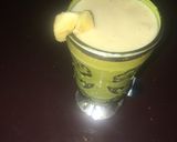 A picture of step 2 of Banana smoothie🍌🥛.