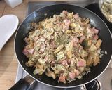 Une image de l'étape 4 de Riz à l’espagnol, pleurotes et jambon au safran.