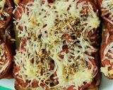 A picture of step 8 of Baked Beans & Pepperoni Chilli Cheese Toast.