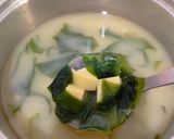 Foto langkah ke 3 dari resep Soup Miso.