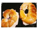 Foto del paso 7 de la receta: Medialunas de Jamon y Queso 🥐