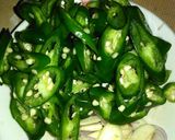 Foto langkah ke 1 dari resep Oseng lombok ijo segar/sambel urip.