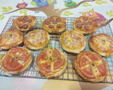 Foto del paso 4 de la receta: Mini-pizzas con pan de molde