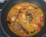 Foto langkah ke 5 dari resep Mangut Ikan Pari asap (Iwak Pe).