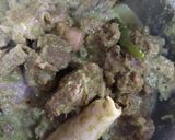 A picture of step 3 of Mutton korma.