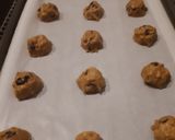 Foto langkah ke 4 dari resep Chewy Chocochips Cookies.