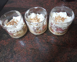 Foto del paso 1 de la receta: Vasitos de mousse de melocotón con nata montada y almendras