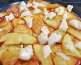 Foto del paso 3 de la receta: Bacalao gratinado con Patatas y Bechamel