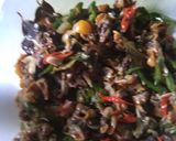 Foto langkah ke 4 dari resep Kerang Lombok ijo.