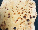 A picture of step 3 of Sweet cheesy paratha with choco syrup.