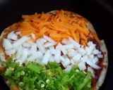 A picture of step 9 of Tricolour pizza.