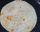A picture of step 6 of Poori paratha.