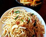 A picture of step 3 of Dry potato Salli chivda.