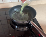 Foto del paso 5 de la receta: Contramuslos de pollo al limón