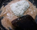 A picture of step 2 of Til, Fig & Gur Halwa.