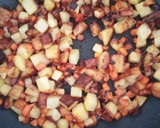 Foto del paso 5 de la receta: Lubina a la Plancha con Zanahorias y Papitas a la Mantequilla al Wok con Mayonesa de Lima