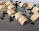 Une image de l'étape 5 de Roulés apéritif au jambon, mozzarella, basilic et épices façon wraps.