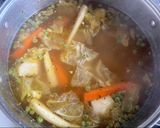Tyúkhúsleves minden földi jóval recept fázis 1 fotója