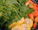 Foto langkah ke 1 dari resep Sayur bening bayam.
