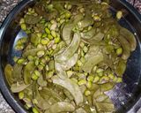 A picture of step 2 of Undhiyu.