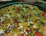 A picture of step 6 of Masala papad.