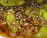 A picture of step 5 of Achari hari mirch ka salan.