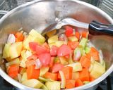 รูปขั้นตอนการทำที่ 2 ของ Beef Stew with Carrots & Potatoes