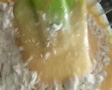 A picture of step 3 of Orange Cupcakes.