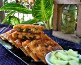 Foto langkah ke 3 dari resep Martabak Bunga Bawang.