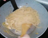 Foto del paso 4 de la receta: Pasta con gambas en salsa de aguacate y leche de coco