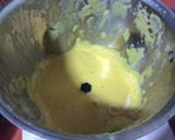 A picture of step 2 of Mango milk shake.
