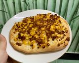 Hình bước làm 5 của món Pizza bắp thịt bằm sốt biến tấu