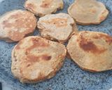 Foto del paso 2 de la receta: 🧁🥞 Muffins y pancakes de harina integral, sorgo y avena con banana🍌