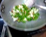 A picture of step 2 of Rava upma.