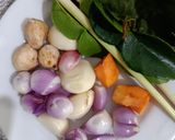 Foto langkah ke 1 dari resep Soto Ceker.