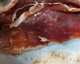 Foto del paso 2 de la receta: Trucha al horno con jamón y patatas panaderas