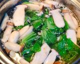 Hình bước làm 2 của món Canh Cải Bẹ Xanh Nấu Nấm Và Thịt